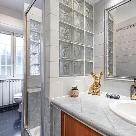 Con Terrazzo Musei Vaticani * Roma